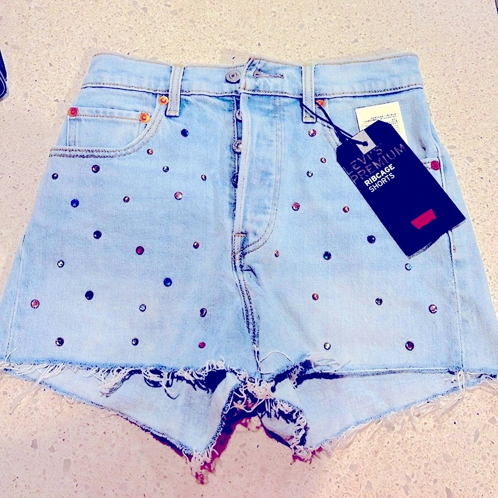 Levi's Ribcage Denim Studded Shorts Sz 27